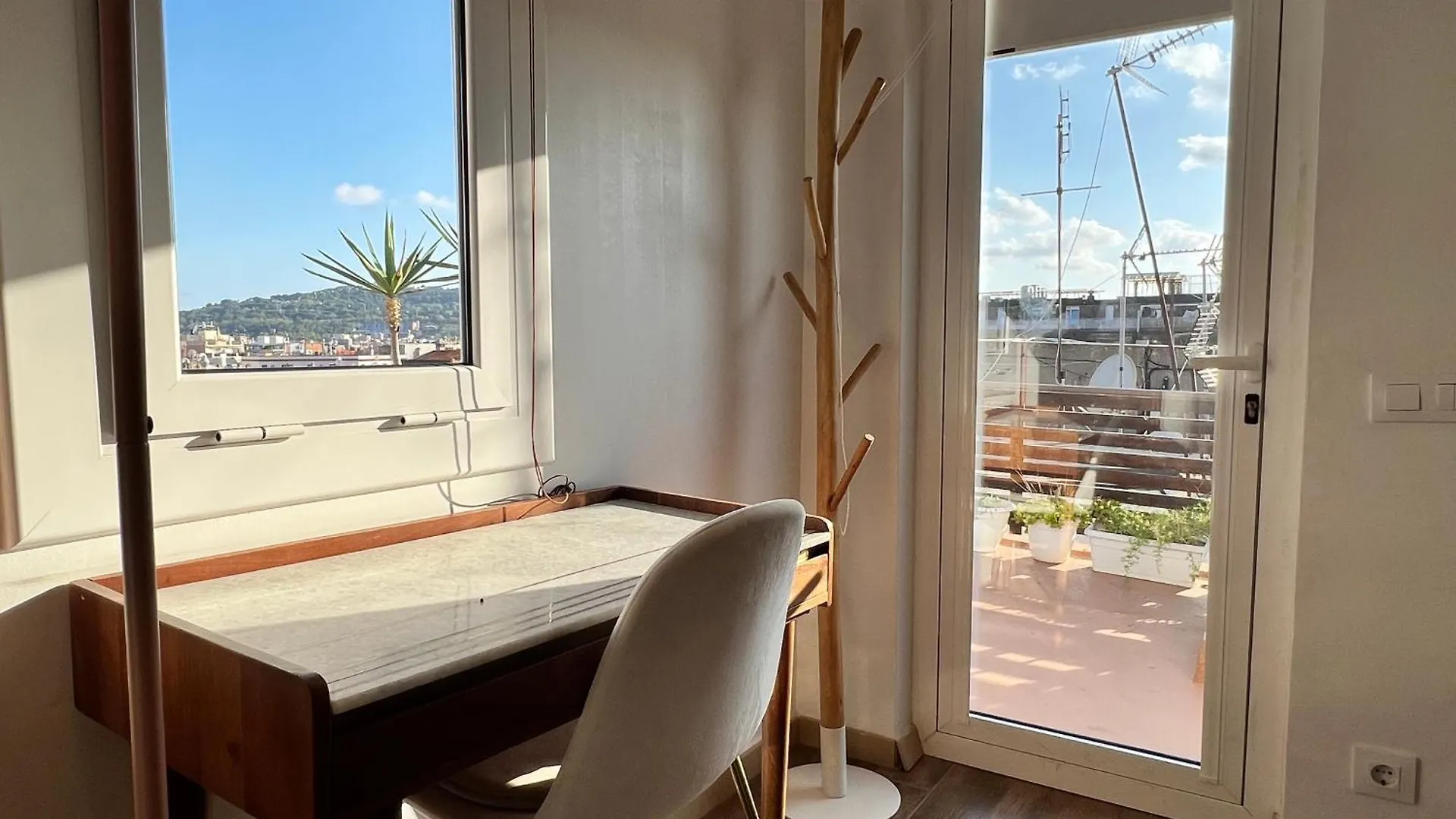 アパート Diamond Rooftop & Private Terrace Sea Views バルセロナ
